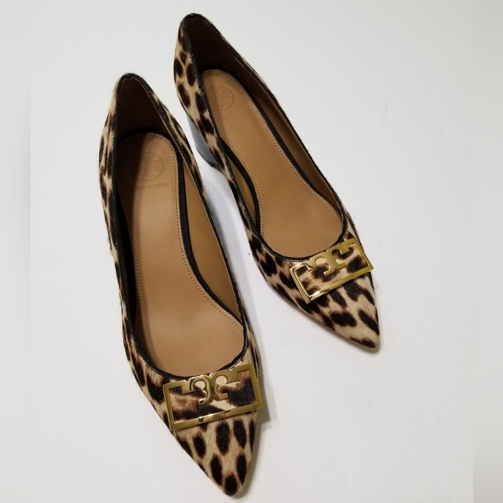 NWOB Tory Burch Gigi Calf-Hair Leopard Wedge Pumps Size 9 $348 - Picture 3 of 16
